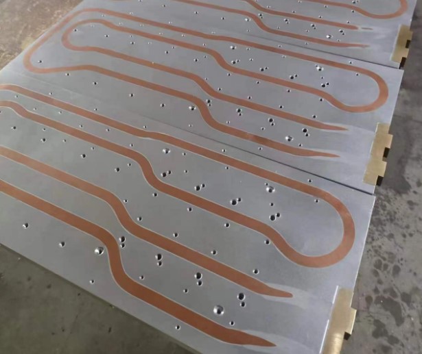 What is the Difference Between a Heat sink and a Cold Plate?