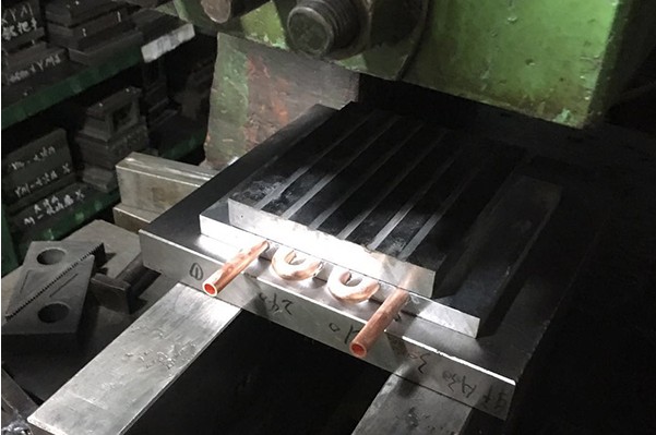 What are the Benefits of a Cold Plate Cooling System?